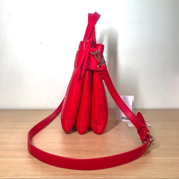 LOVE MOSCHINO NWT Red Handbag with Heart Chain - Picture 6 of 15
